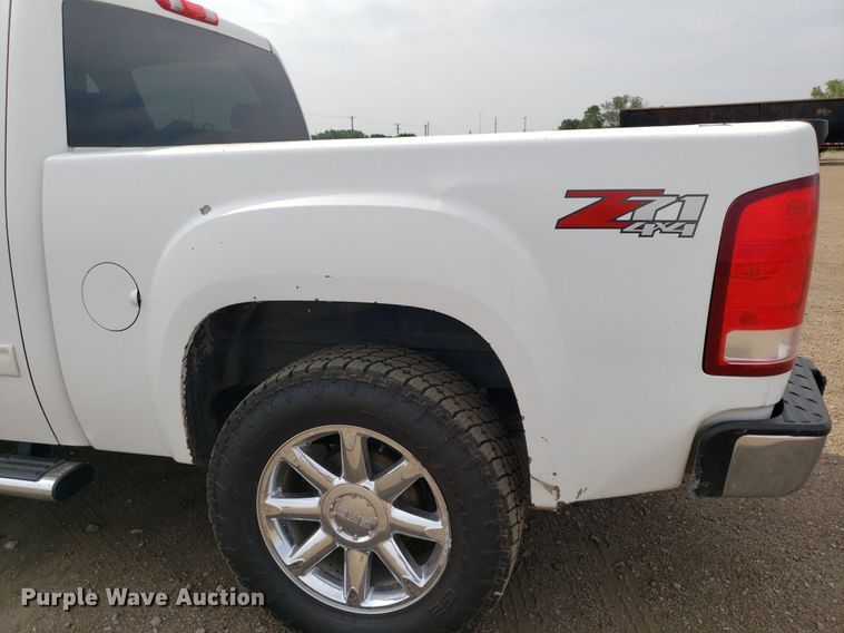 image for item DP7950 2012 GMC Sierra 1500  Crew Cab pickup truck