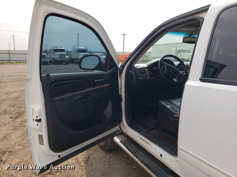 image for item DP7950 2012 GMC Sierra 1500  Crew Cab pickup truck