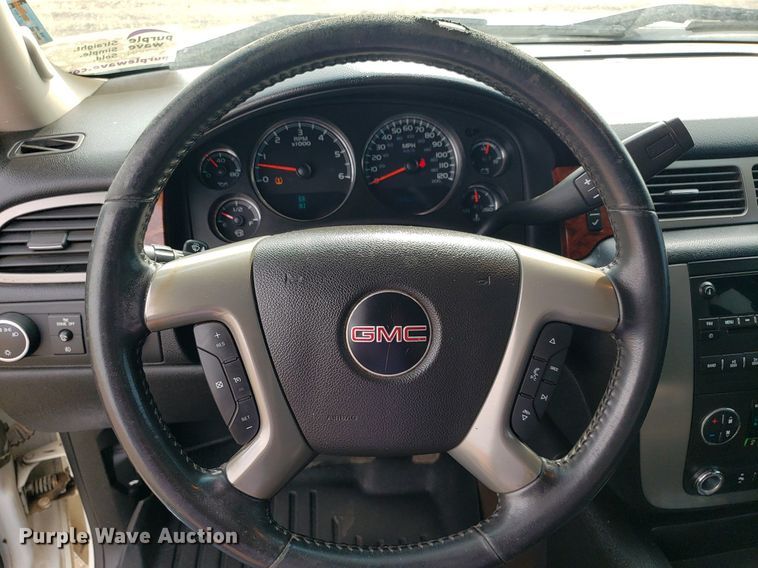 image for item DP7950 2012 GMC Sierra 1500  Crew Cab pickup truck