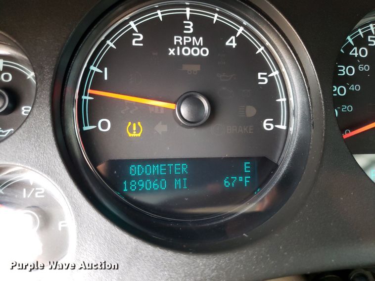 image for item DP7950 2012 GMC Sierra 1500  Crew Cab pickup truck