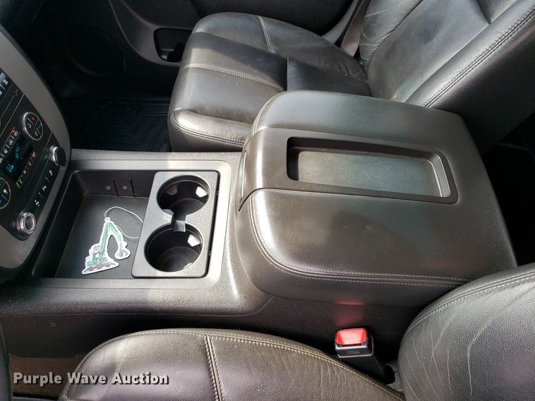 image for item DP7950 2012 GMC Sierra 1500  Crew Cab pickup truck