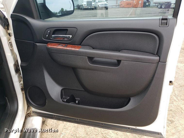 image for item DP7950 2012 GMC Sierra 1500  Crew Cab pickup truck