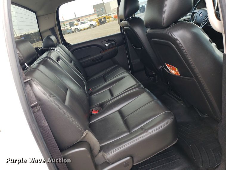 image for item DP7950 2012 GMC Sierra 1500  Crew Cab pickup truck