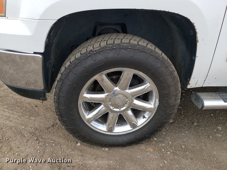 image for item DP7950 2012 GMC Sierra 1500  Crew Cab pickup truck