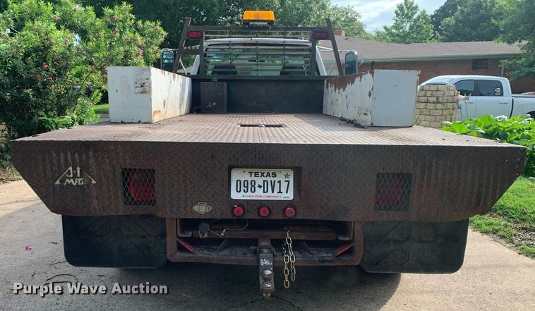 image for item DP8647 2000 Chevrolet C3500HD  flatbed pickup truck