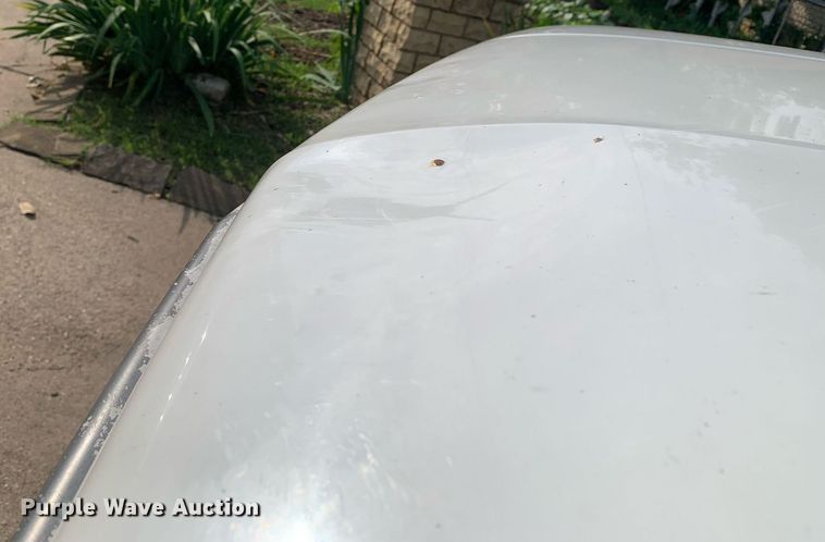 image for item DP8647 2000 Chevrolet C3500HD  flatbed pickup truck