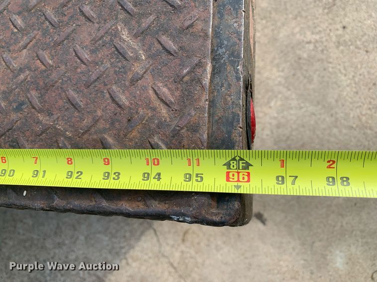 image for item DP8647 2000 Chevrolet C3500HD  flatbed pickup truck