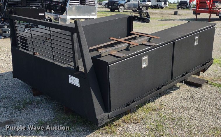 image for item DQ1726 Flatbed