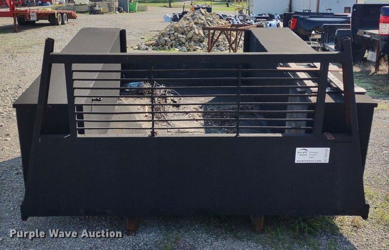 image for item DQ1726 Flatbed