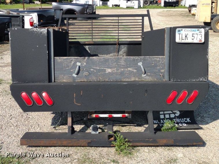 image for item DQ1726 Flatbed