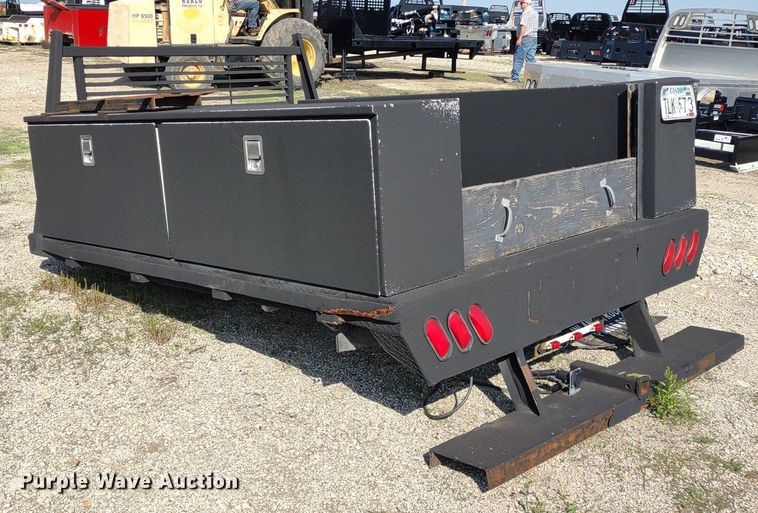 image for item DQ1726 Flatbed