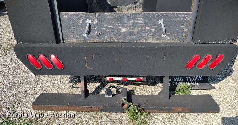 image for item DQ1726 Flatbed