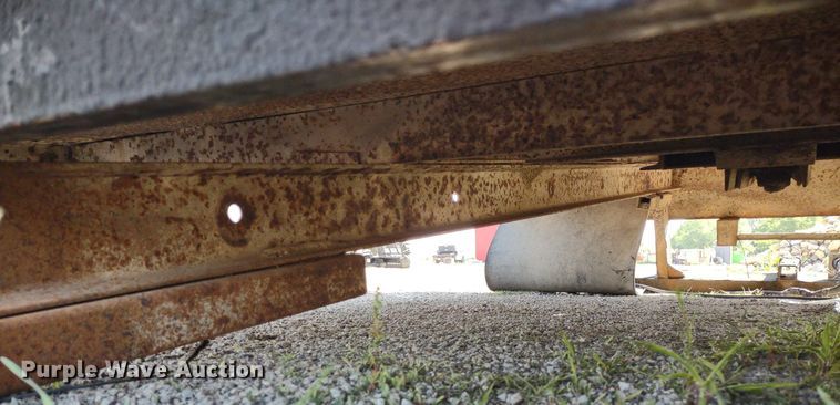 image for item DQ1726 Flatbed