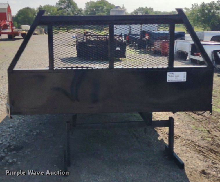 image for item DQ1727 Flatbed