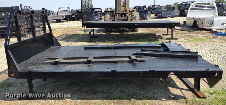 image for item DQ1727 Flatbed