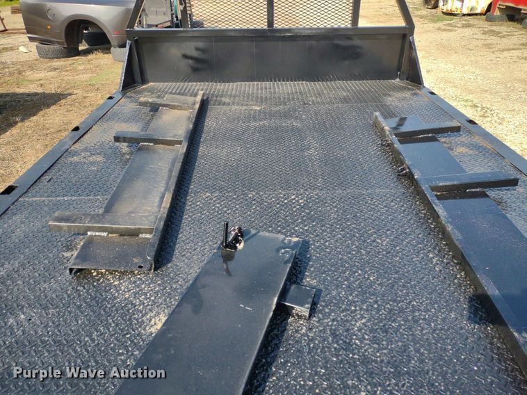 image for item DQ1727 Flatbed