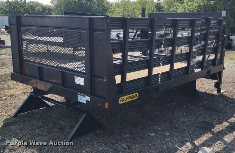 image for item DQ1729 Palfinger  flatbed