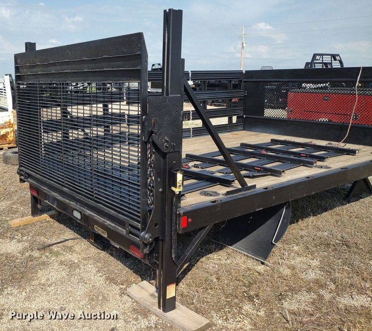 image for item DQ1729 Palfinger  flatbed