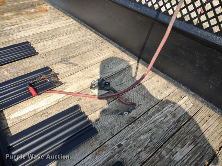 image for item DQ1729 Palfinger  flatbed