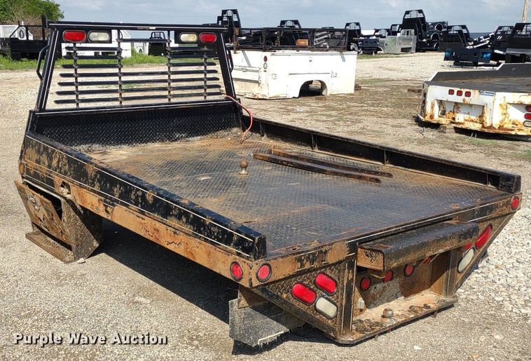 image for item DQ1730 B&W  bale bed