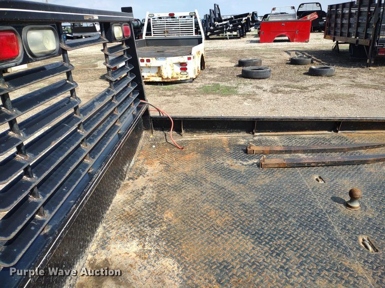 image for item DQ1730 B&W  bale bed