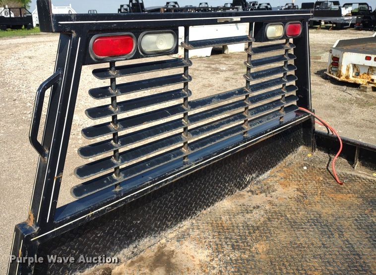 image for item DQ1730 B&W  bale bed