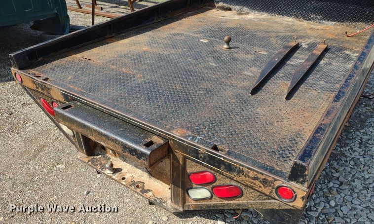 image for item DQ1730 B&W  bale bed