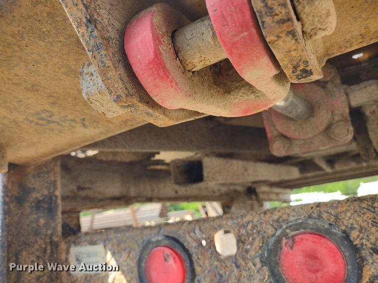 image for item DQ1730 B&W  bale bed