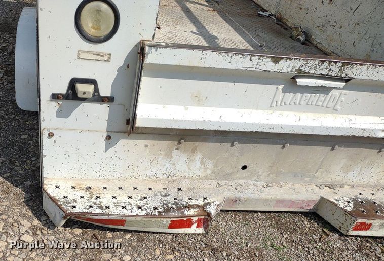 image for item DQ1732 Knapheide 696J1  utility bed