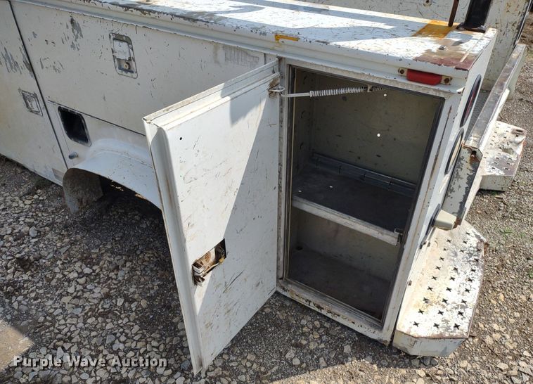 image for item DQ1732 Knapheide 696J1  utility bed