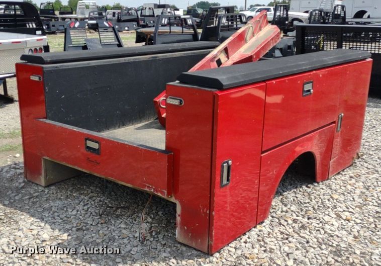 image for item DQ1735 Stahl  utility bed