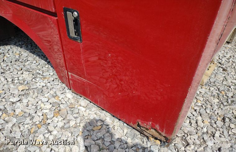 image for item DQ1735 Stahl  utility bed