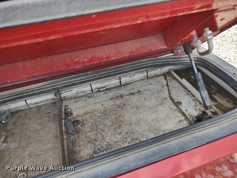 image for item DQ1735 Stahl  utility bed