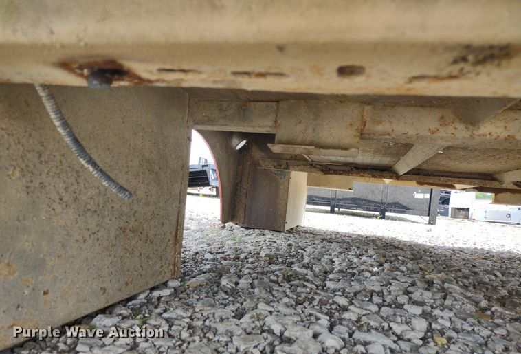 image for item DQ1735 Stahl  utility bed