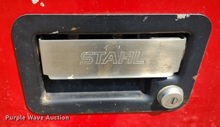 image for item DQ1735 Stahl  utility bed