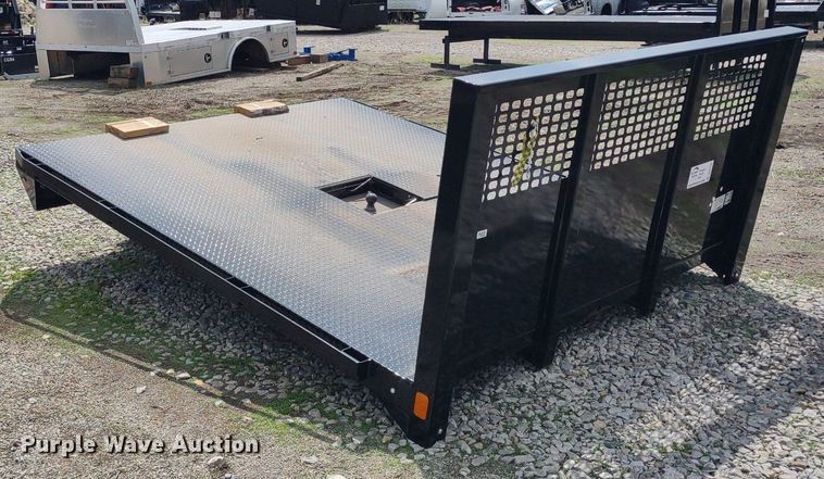 image for item DQ1736 CM Truck Beds RD-03976034-S  flatbed