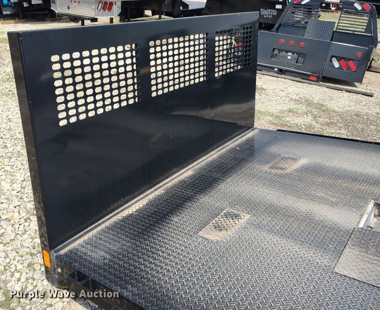image for item DQ1736 CM Truck Beds RD-03976034-S  flatbed