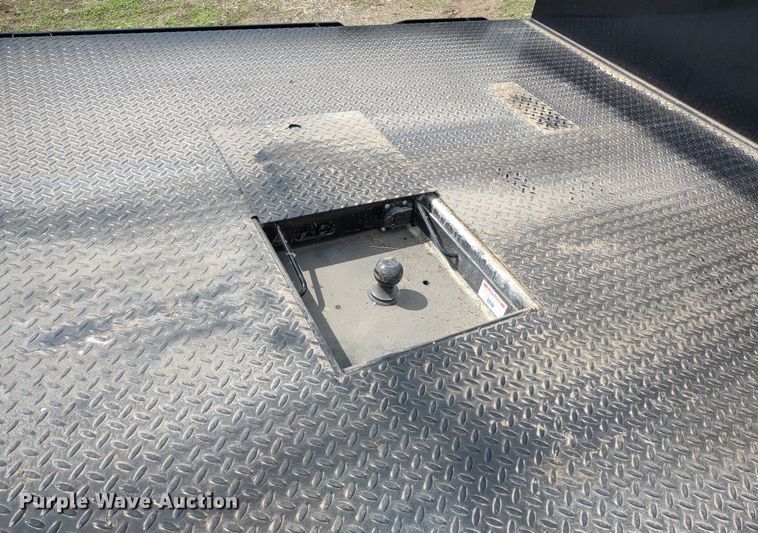 image for item DQ1736 CM Truck Beds RD-03976034-S  flatbed