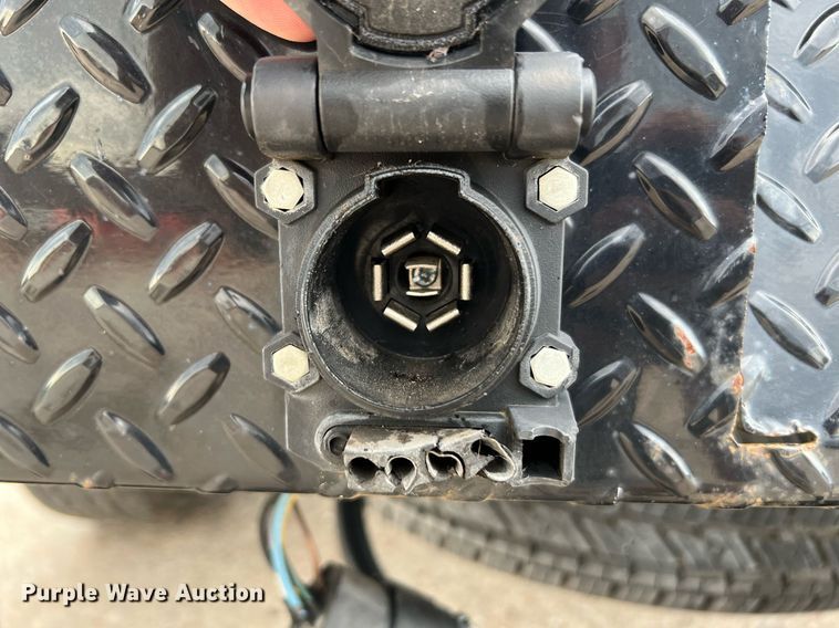 image for item DQ1955 2014 Chevrolet Silverado 1500  flatbed pickup truck