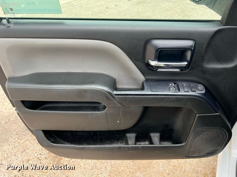 image for item DQ1955 2014 Chevrolet Silverado 1500  flatbed pickup truck