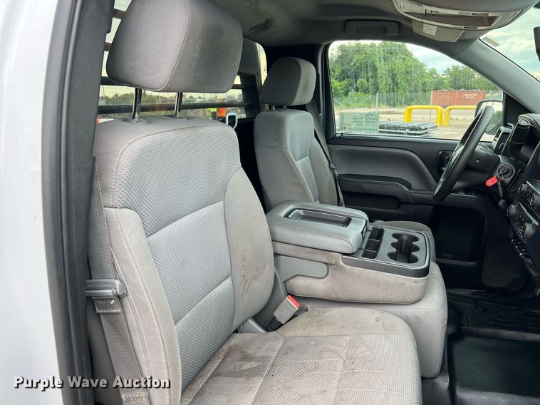 image for item DQ1955 2014 Chevrolet Silverado 1500  flatbed pickup truck