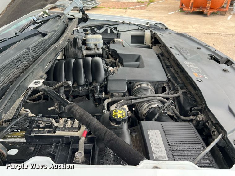 image for item DQ1955 2014 Chevrolet Silverado 1500  flatbed pickup truck