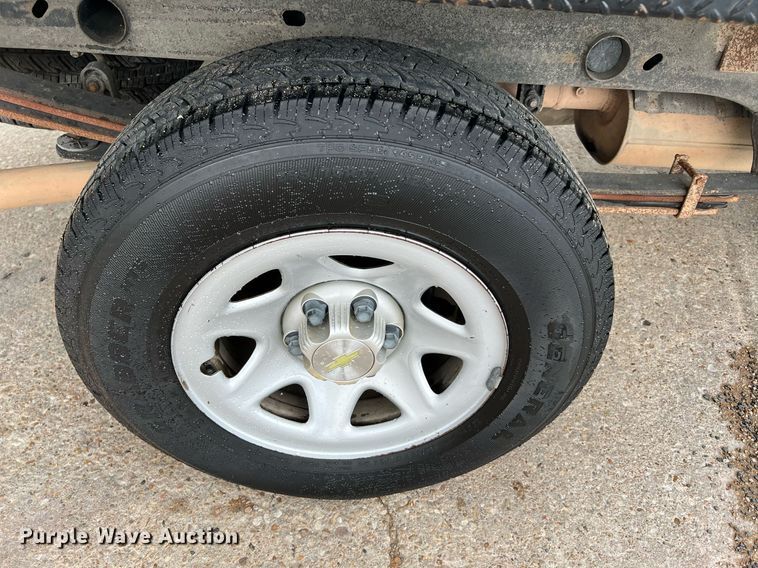 image for item DQ1955 2014 Chevrolet Silverado 1500  flatbed pickup truck