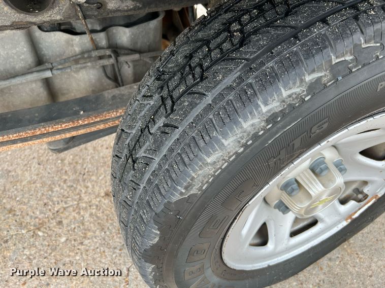 image for item DQ1955 2014 Chevrolet Silverado 1500  flatbed pickup truck