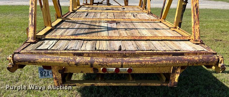 image for item DQ2049 1990 Gooseneck 90-20x8-B6B1  reel trailer