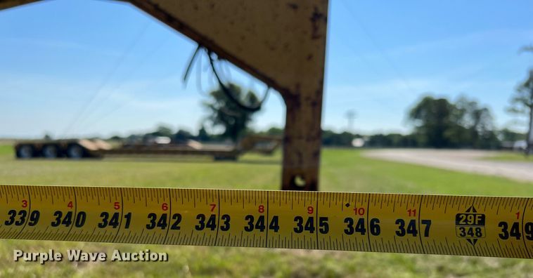 image for item DQ2049 1990 Gooseneck 90-20x8-B6B1  reel trailer