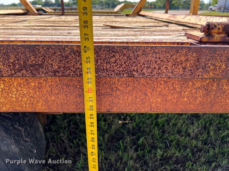 image for item DQ2049 1990 Gooseneck 90-20x8-B6B1  reel trailer