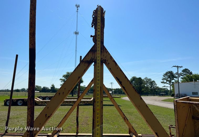 image for item DQ2049 1990 Gooseneck 90-20x8-B6B1  reel trailer