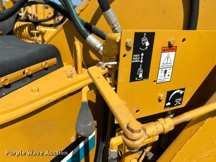 image for item DQ2050 1990 Vermeer 1250  wood chipper