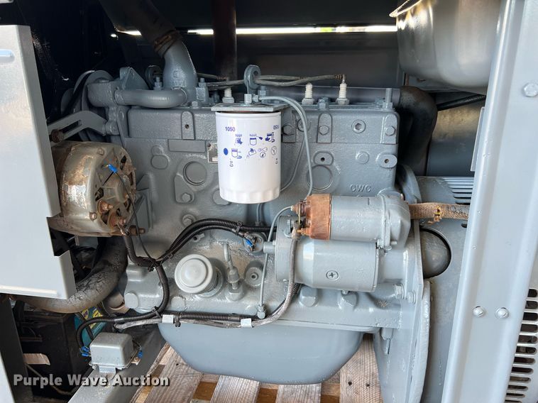 image for item DQ2063 Lincoln Shield-Arc SA-200  welder